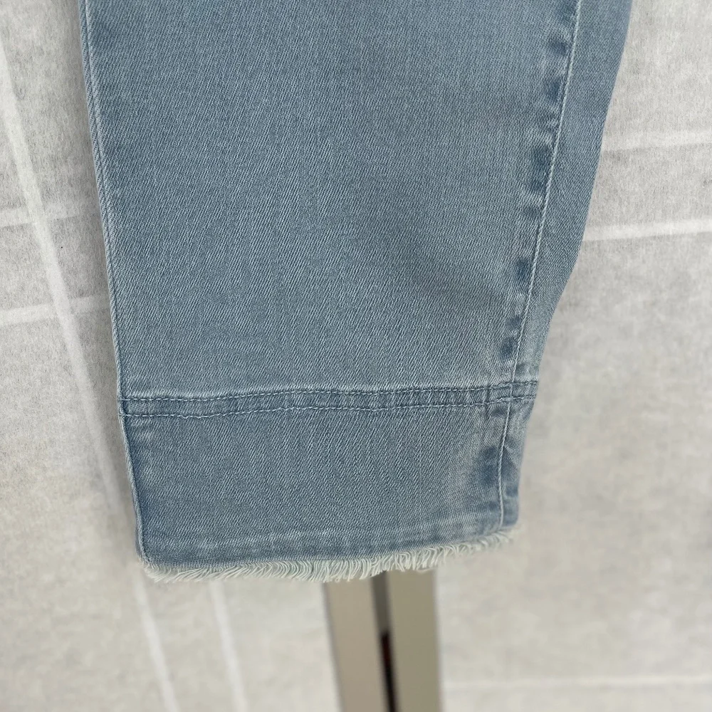 NWT J.Jill Denim Light Blue (Oxfordwash) Cropped Ankle Jeans sz 10 - Picture 5 of 10